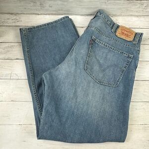 Levi's Men's 559 Relaxed Straight Blue Denim Jeans 42x30 (measures 42x29.5)‎